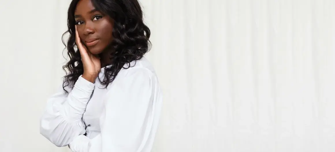 Portret Awura Abena Simpe Bewerkt